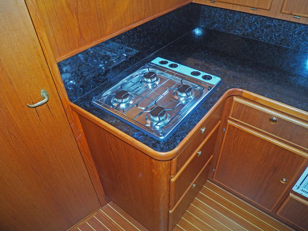 Fore ship, Accommodation